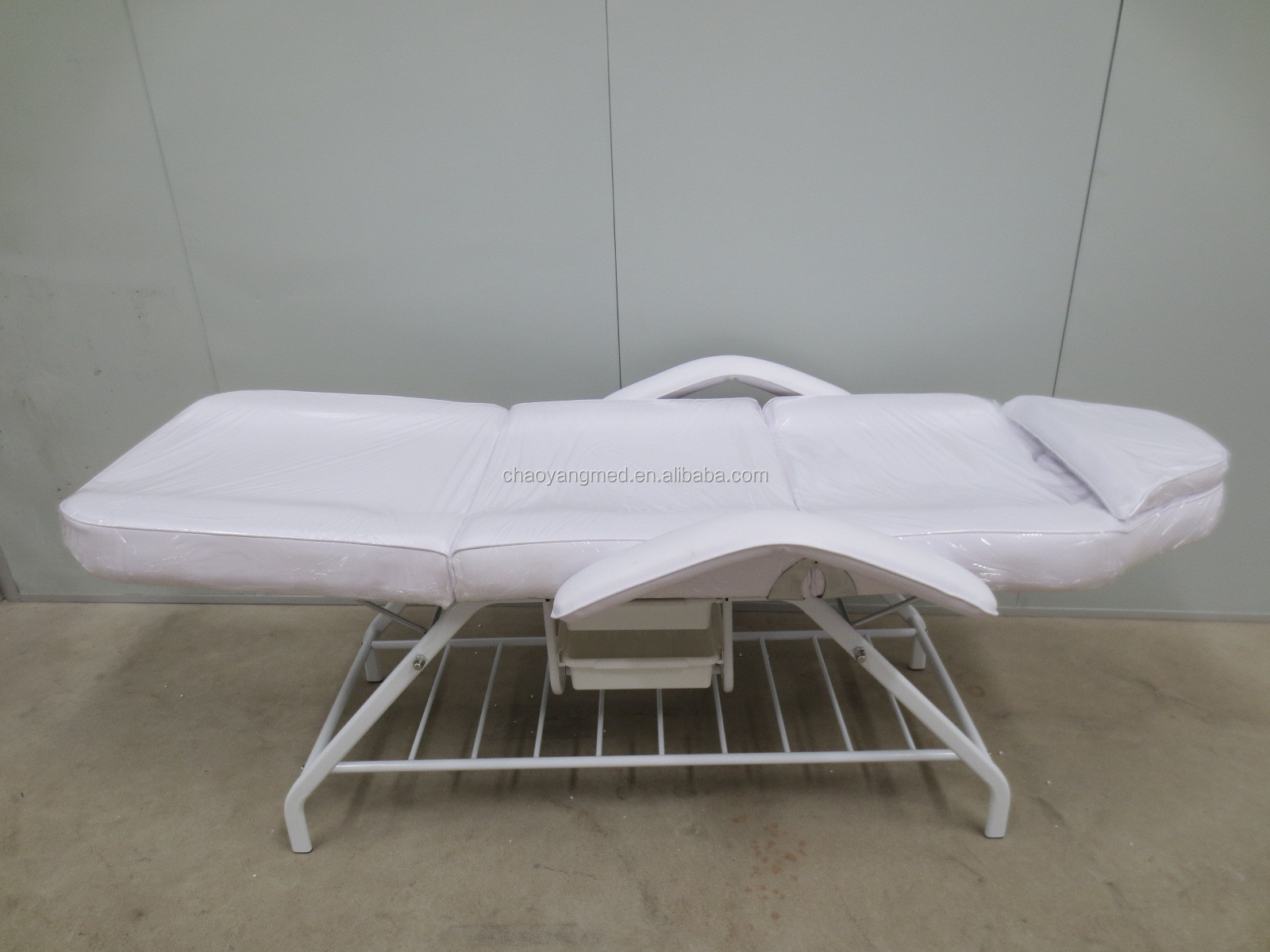 Spa Beauty Portable Massage Couch Facial Bed Folding Thai White Massage Table for Sale