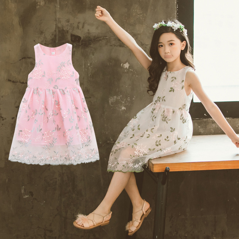 Wholesale 2022 New Summer Girls Sweet Vest Skirt Wear Big Girl Leaf Flower Embroidered Kids Net Veil Dress