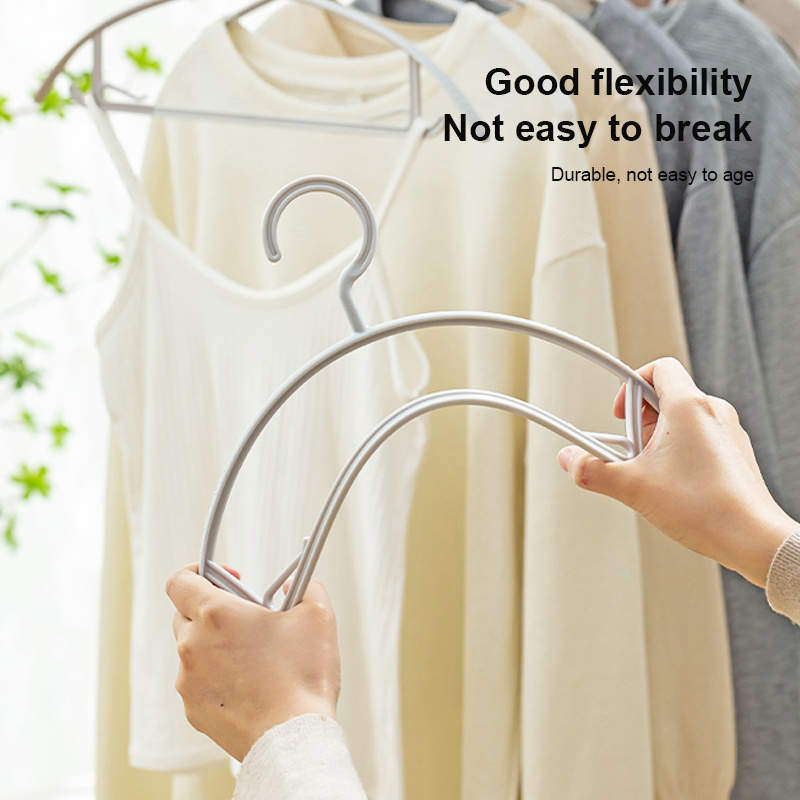 New Corner Hook Design Wholesale Strong Bearing Capacity Plastic Durable Hangers for Cloths Hanging Rack