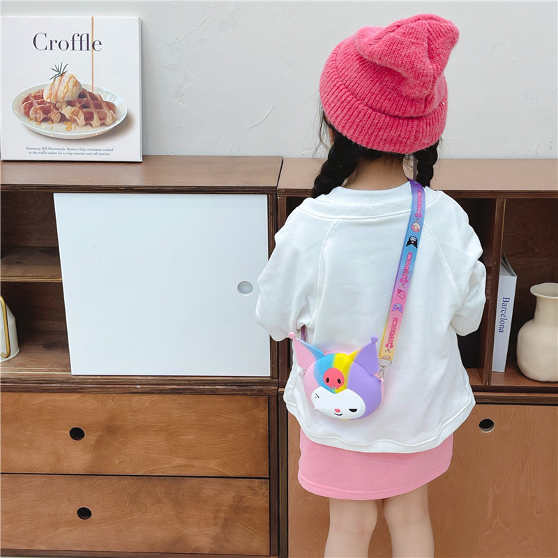 Hejin Wholesale New Cute Silicone Girls Crossbody Bag One Shoulder Can Hold Coin Cartoon Fashion Princess Bag