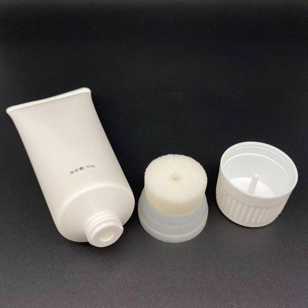 Guangzhou factory custom printing PE plastic soft tube with sponge applicator for shoes polish