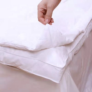 Custom Down Bed Mattress Topper High Quality Feather Filling Mattress Topper For Home Hotel Using