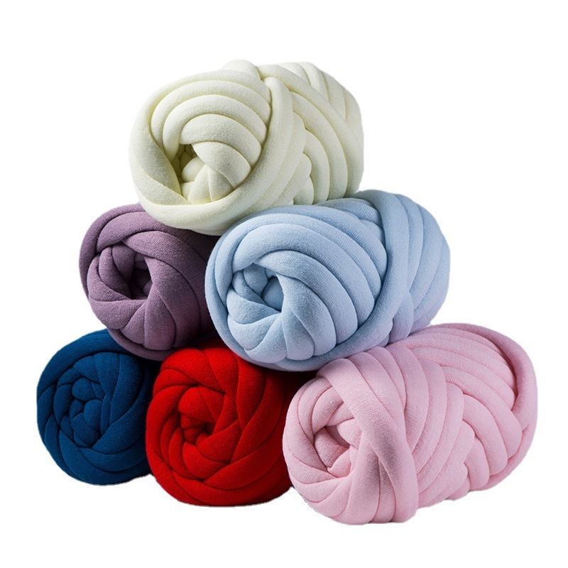 popular Hot Sale 3cm Wide Chunky Yarn Braid Hand knitting Blanket Carpet Short Velvet Cotton Tube Filled Yarn