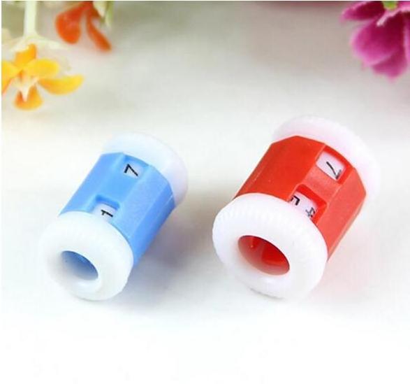 Useful Large Red  Small Blue Plastic Knit Knitting Needles Row Counter