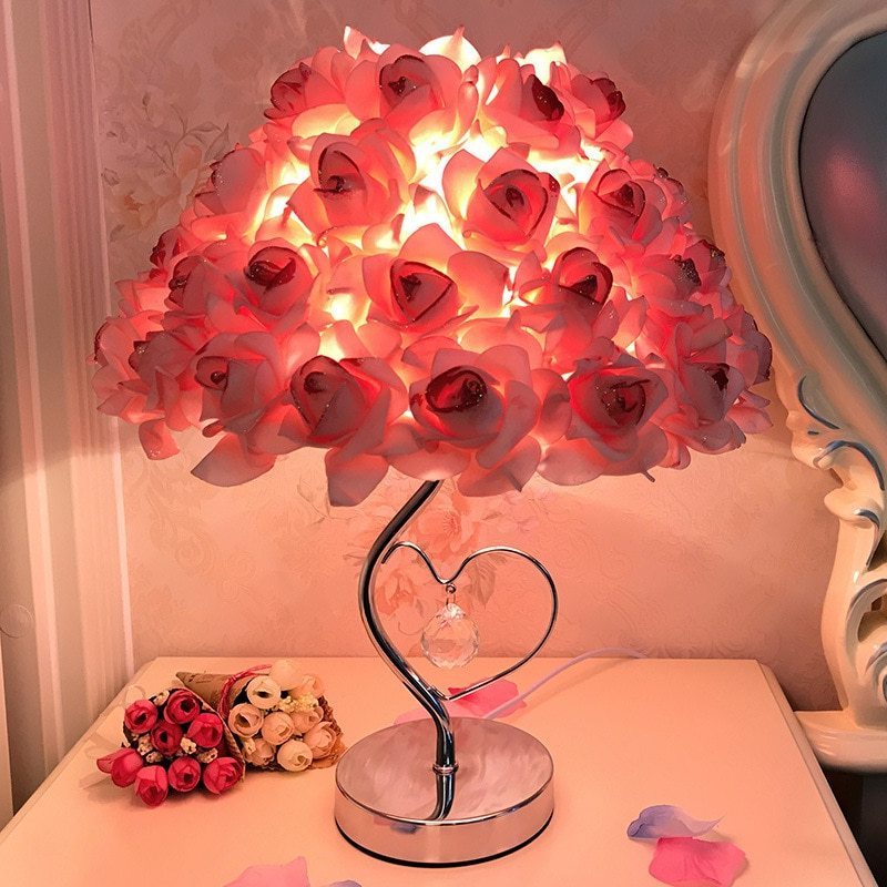 New European Style Rose Flower Led Table Lamp Wedding Party Bedroom Bedside Night Light Decoration Gift Holiday Lighting 2024