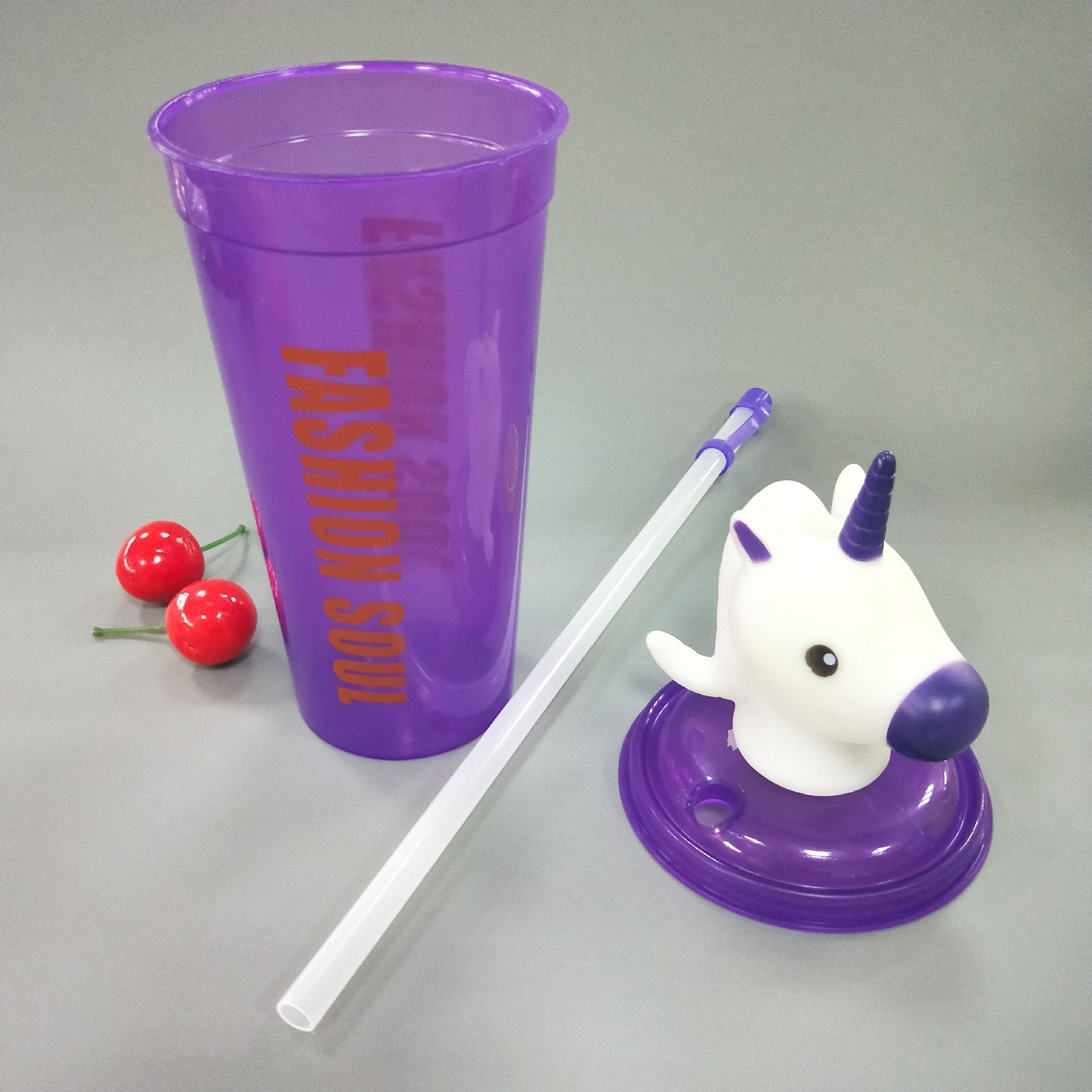 Promotional clear plastic PET shaped animal cup bubble tea cup with straw and lid disposable animal head straw cup