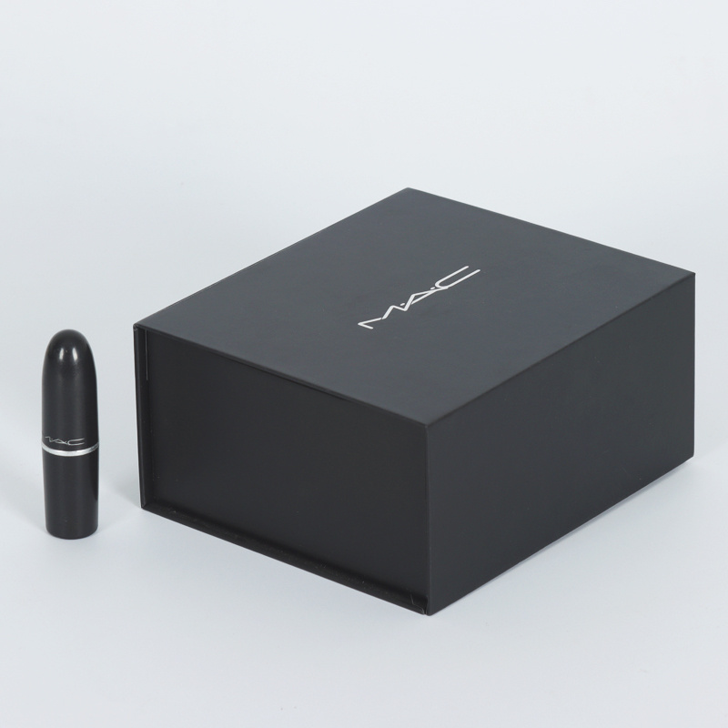 Free 3D Mock Up Custom Cardboard Luxury Black Magnetic Box Cosmetic Skin Care Lipstick Packaging Magnet Boxes For Gift