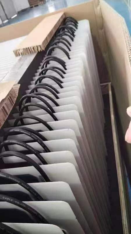 TIER 1 Half cell 550W cigs solar panel costo flexible solar panels cell module solar photovoltaic panels from china