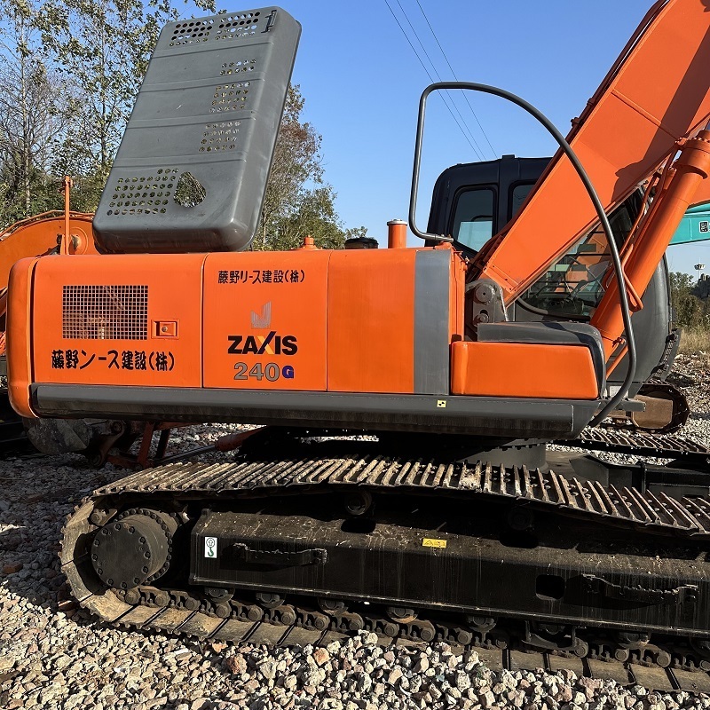 Imported used Japan heavy equipment Hitachi ZX240 24tons construction machinery on sale with cheap price