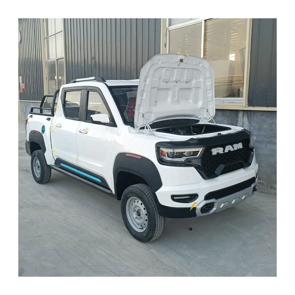 New Energy Vehicles Cargo Pick Up Truck in China / 4 Wheel Chinese Mini Ram Car Electric Pickup EV Truck