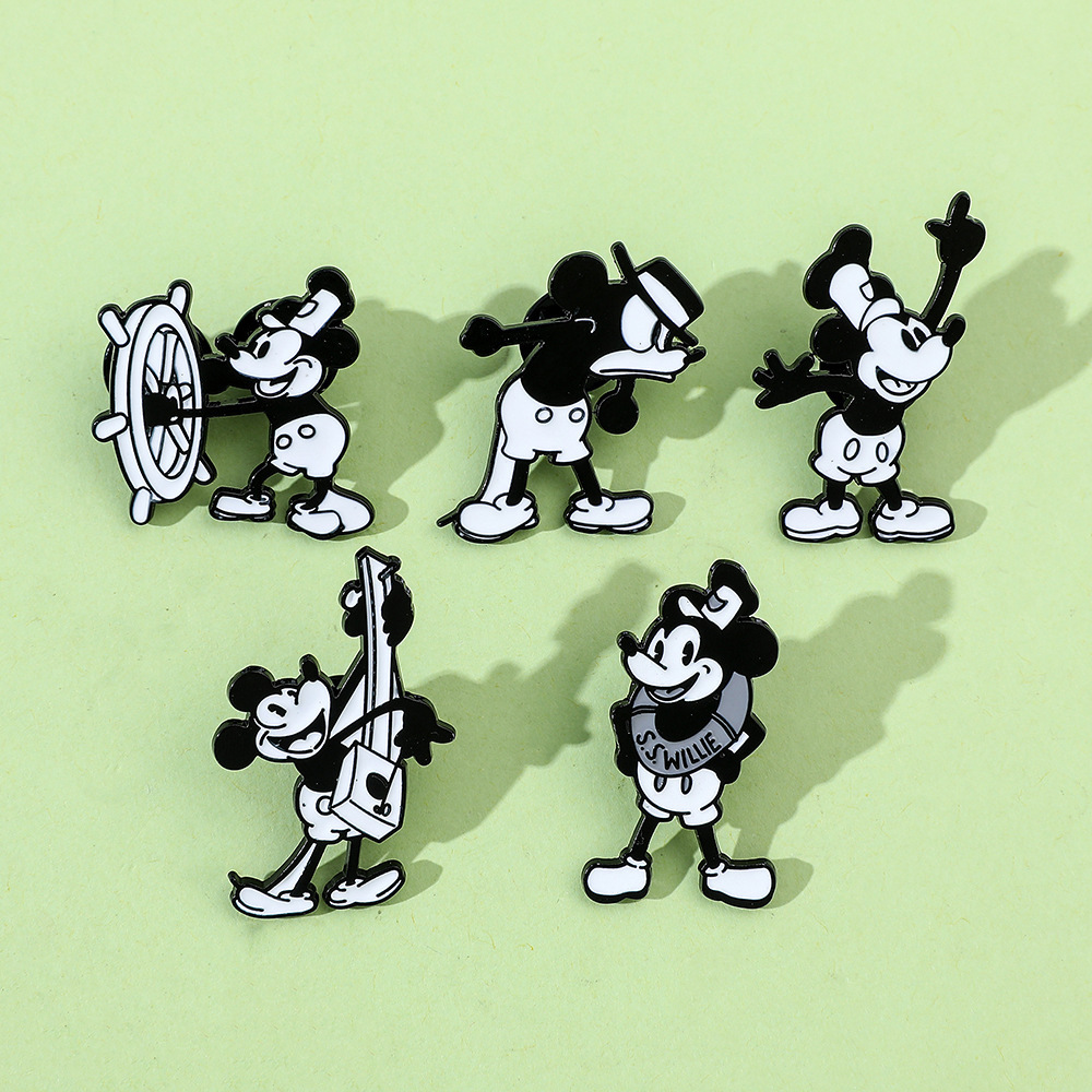 Cartoon characters Alloy original Mickey black and white Mickey metal enamel lapel pins