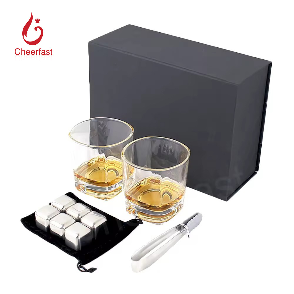 DDP Shipment Unique Metal Whiskey Cooling Stones Stainless Steel Ice Cube 6 Pack And Glasses Whiskey Chilling Cube Gift Set