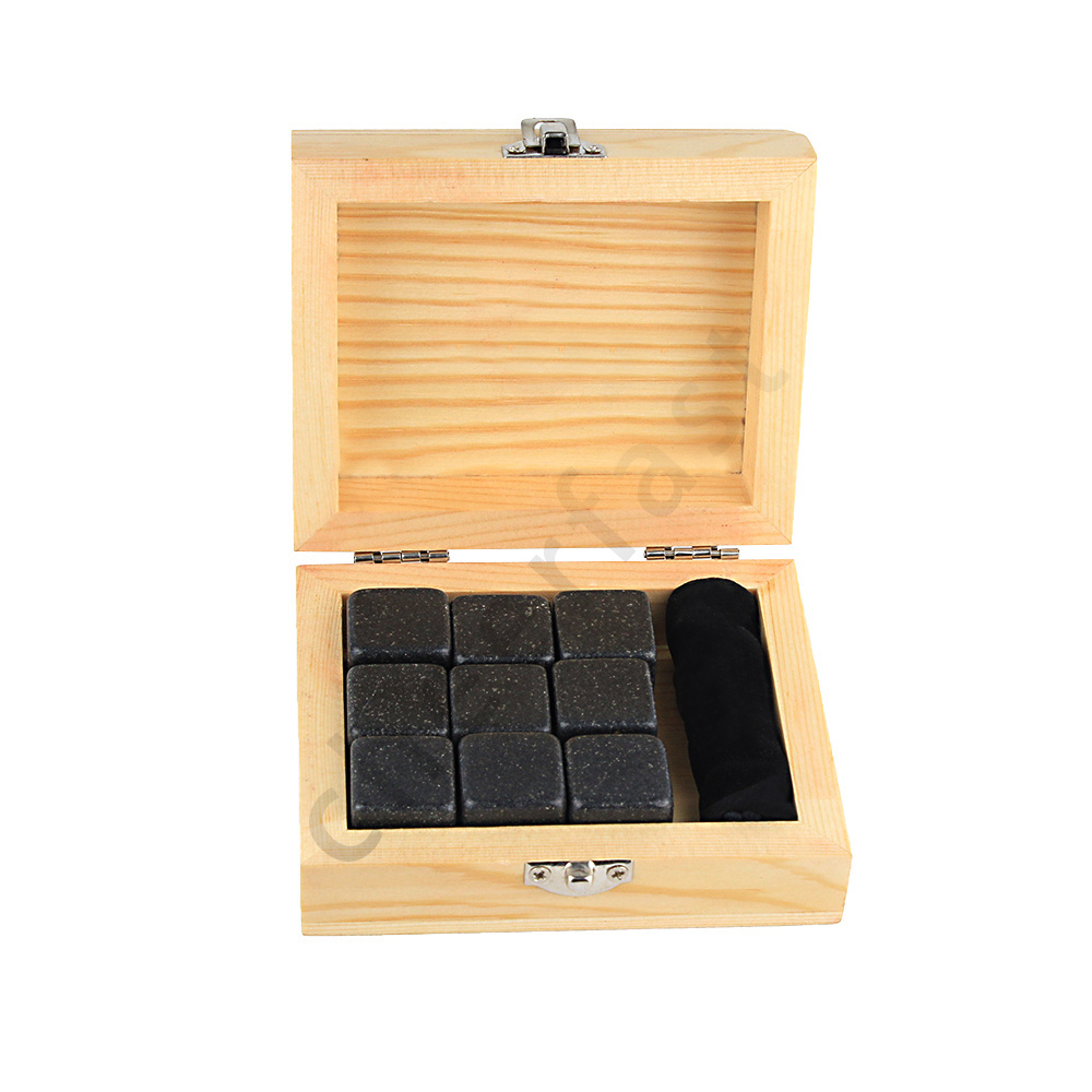 High Quality Rocks Reusable Whiskey Ice Cubes Wooden Box Gift Set Granite Chilling Stone Whiskey Stone Set