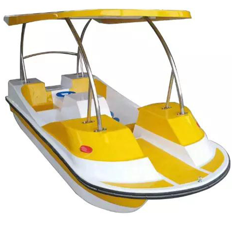 Outdoor play for 4 person water park fiberglass human power foot pedal boat