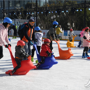 Safety and environmental protection material animals ice skate helper children's hand-held  ice skates aid Assistant