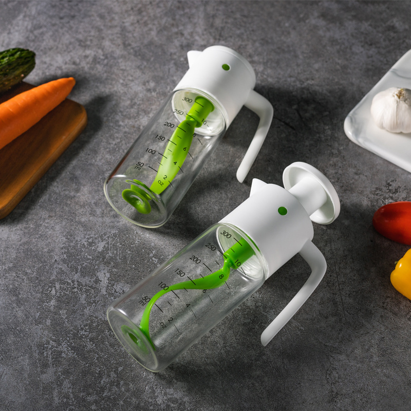 New Design Manual Plastic Top Press-Mixer Dressing Shaker Jar And Hand Salad Blender With 330ML Borosilicate Glass