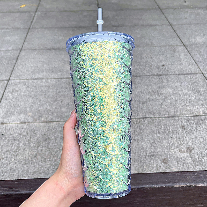 wholesale girl Fish scale pattern 24oz double wall coffee mug tumbler plastic water cup with lid and straw