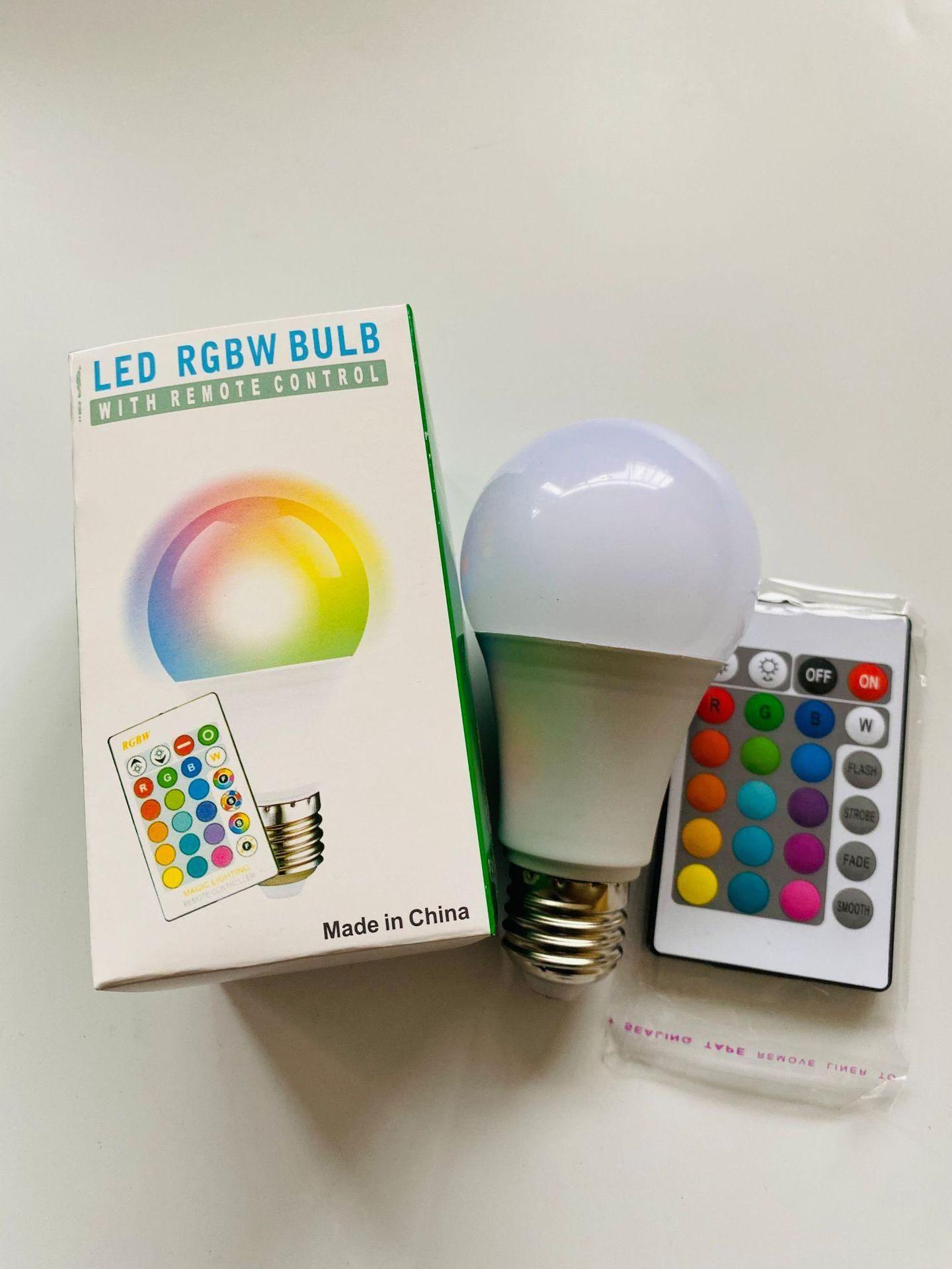 LED remote control bulb RGB bulb A60RGB automatic dimming infrared remote control 16 color color bulb lamp E27 lamp