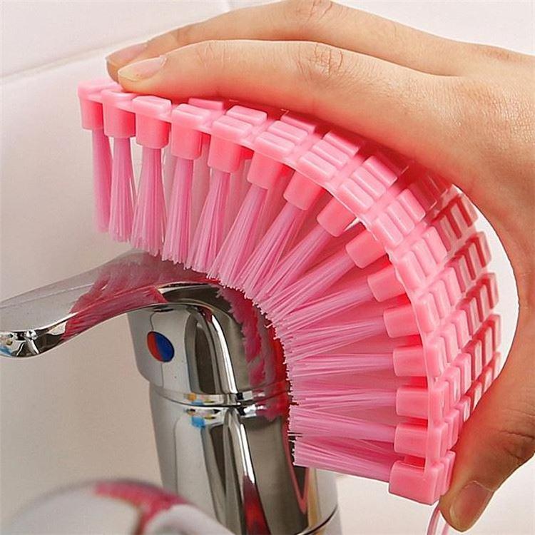 Hot Sale New creative household products curved soft brush plastic cleaning brush Faucet bathtu Brushes