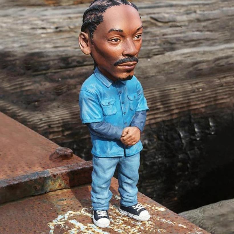 Hot sales Cross-border hip-hop funny rapper tattoo artist hand-run home office resin sculpture ornaments