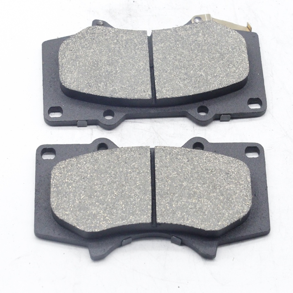 FRONT NEW Premium carbon Ceramic Disc Brake Pad D976 for Toyota 4 RUNNER  FJ CRUISER HILUX