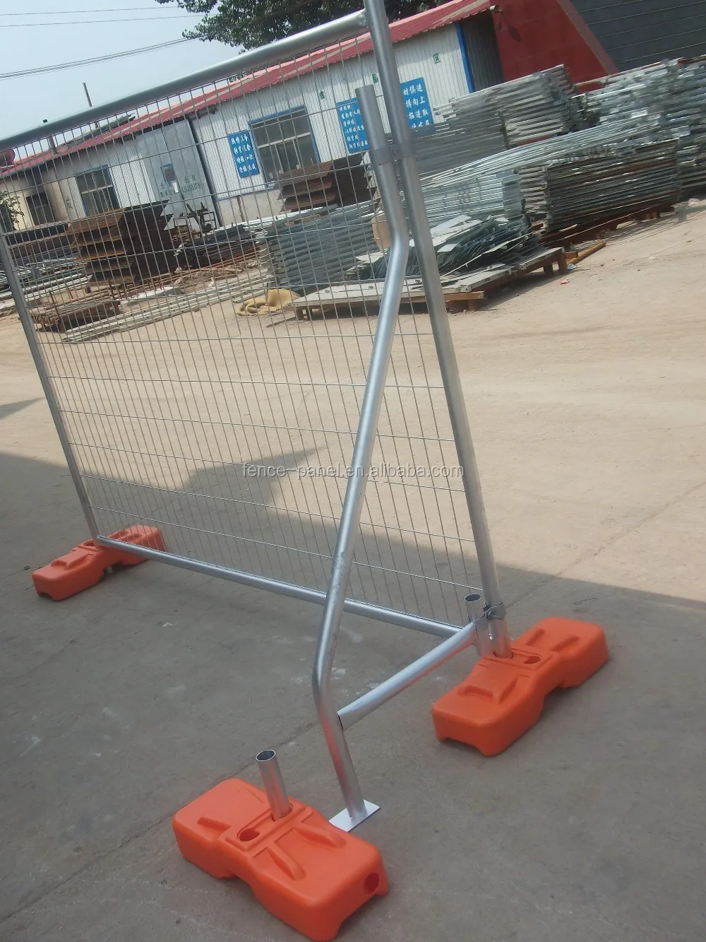 High-quality temporary barrier panel with supporting bracket Metal frame pipeline temporary barrier panel