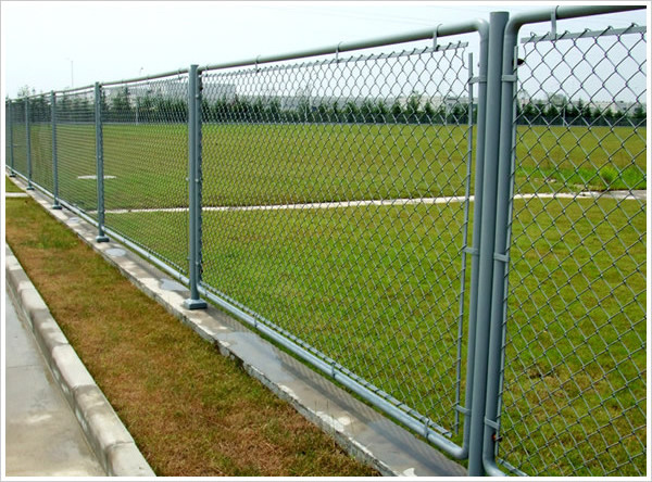 Hot sale 8 foot chain link fence chain link fence slats chainlink fence