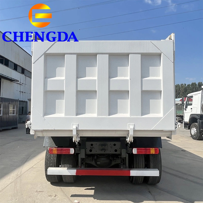 SINO TRUCK 12 Wheeler 30 Cubic Meters HOWO 40tons 8x4 Used Tipper Dump Truck