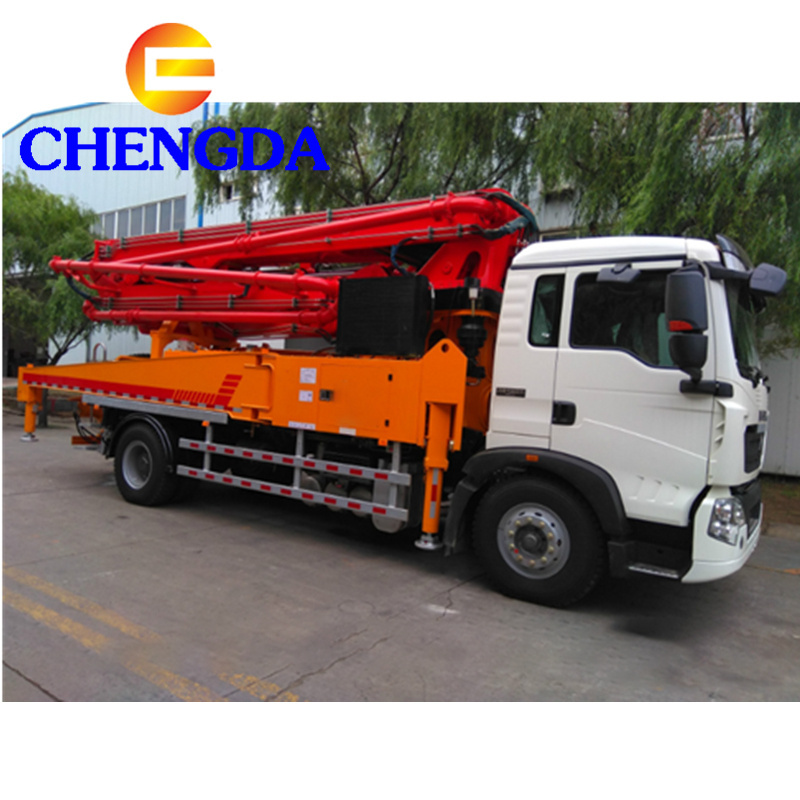 SINOTRUK HOWO  37m truck mounted concrete mixer pump