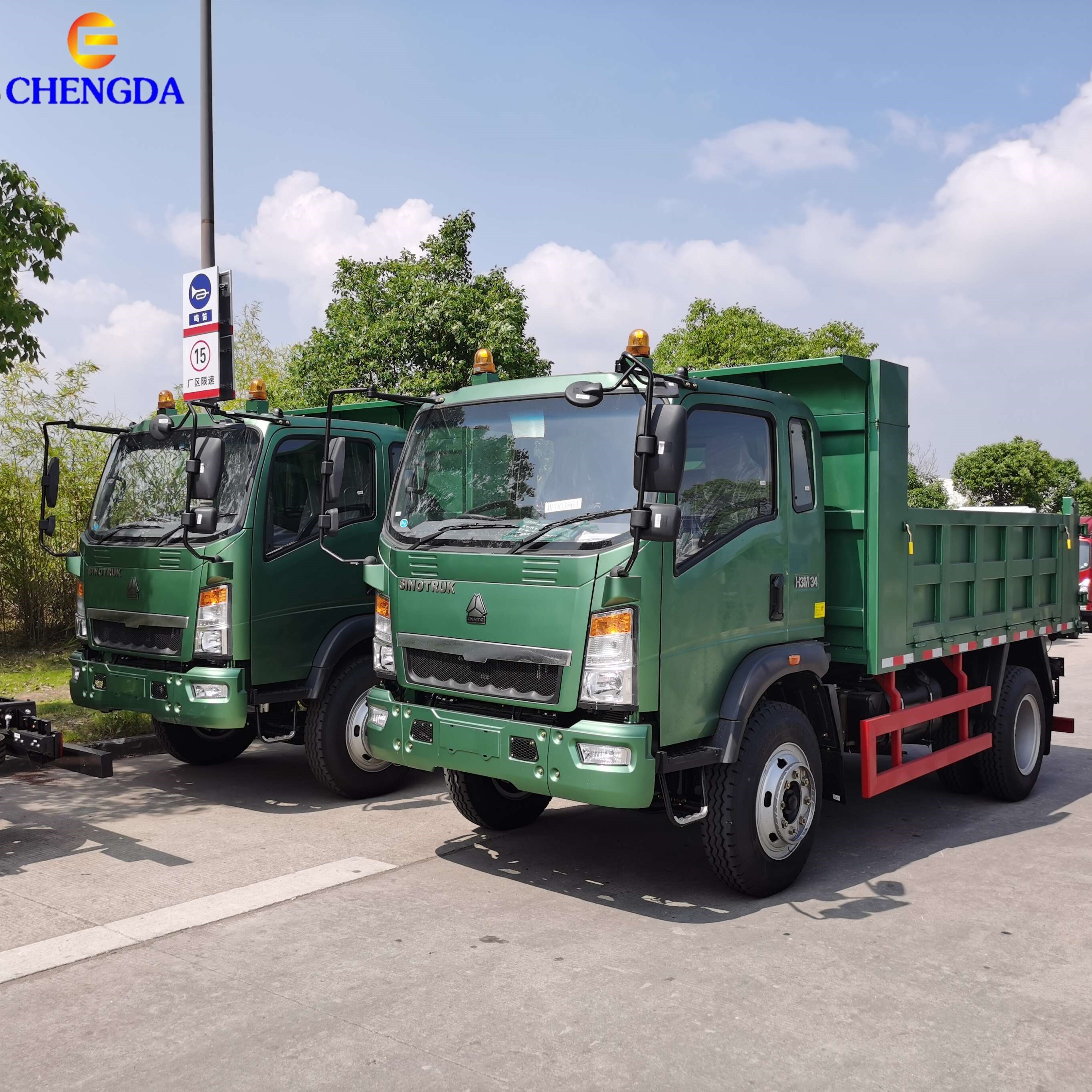 New Small 8 Ton Sinotruk Howo 4*4 6 Wheeler 15 Tons Dump Tipper Truck for Sale