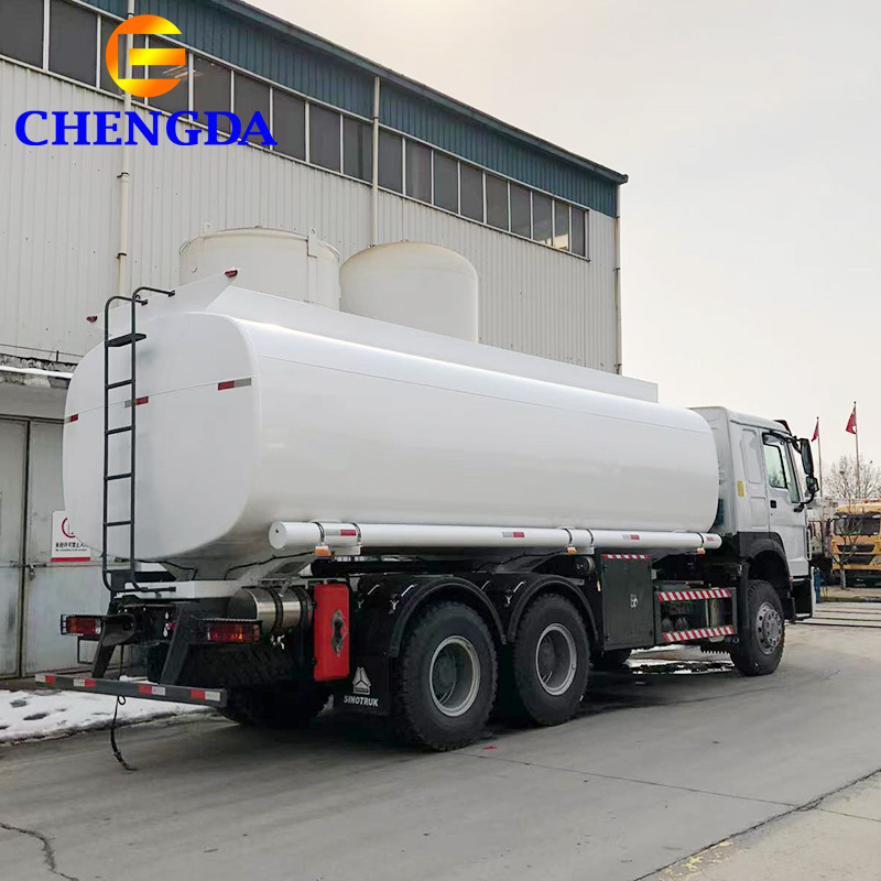 New Sprinkler Tank Truck Sinotruk Water Tanker Bowser Trucks 6x4 15000/20000liter Watering Cart Truck