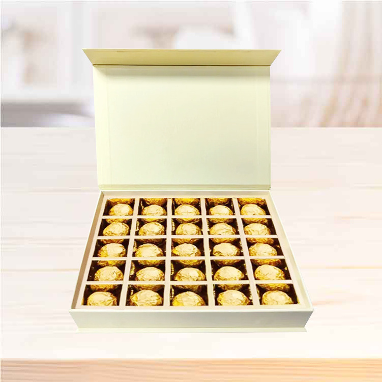 Custom Logo Luxury Empty Strawberry Sweet Candy Bonbon Packaging Gift Box Chocolate Boxes With Paper Dividers Insert