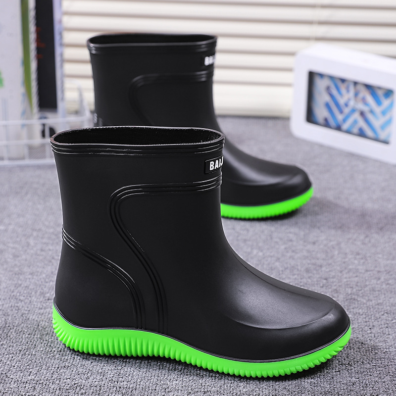 Men's Non-Slip and Wear-Resistant Fishing Shoes Thick Soles with Velvet Rain Boots Lightweight for Summer and Winter