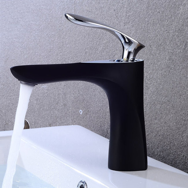 Best Good Sale Modern Polished Bathroom Hole Faucet Single Handle Gold Brass Bathroom Faucet