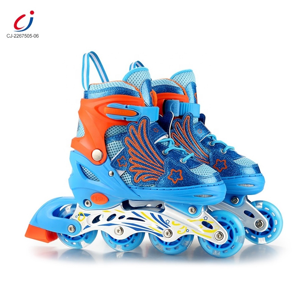 High quality popular inline 4 wheels flashing retractable roller skate shoes skiting ice skating shoes for kids