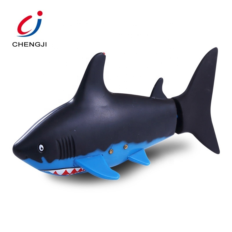 Hot sale fish remote control mini underwater kids toy plastic rc shark