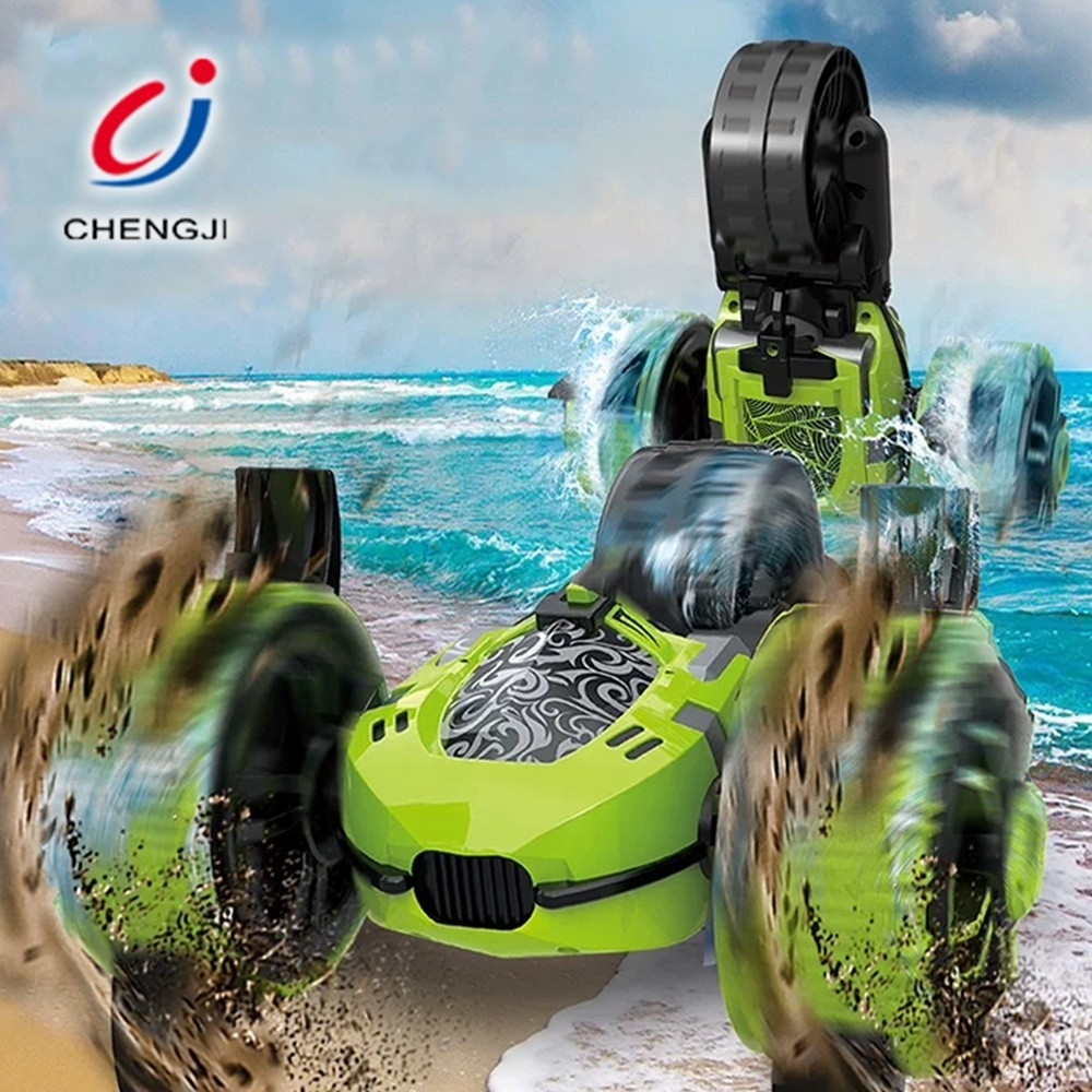 2.4Ghz hot sale 3 wheel electric vehicle rc toys ABS amphibious stunt car