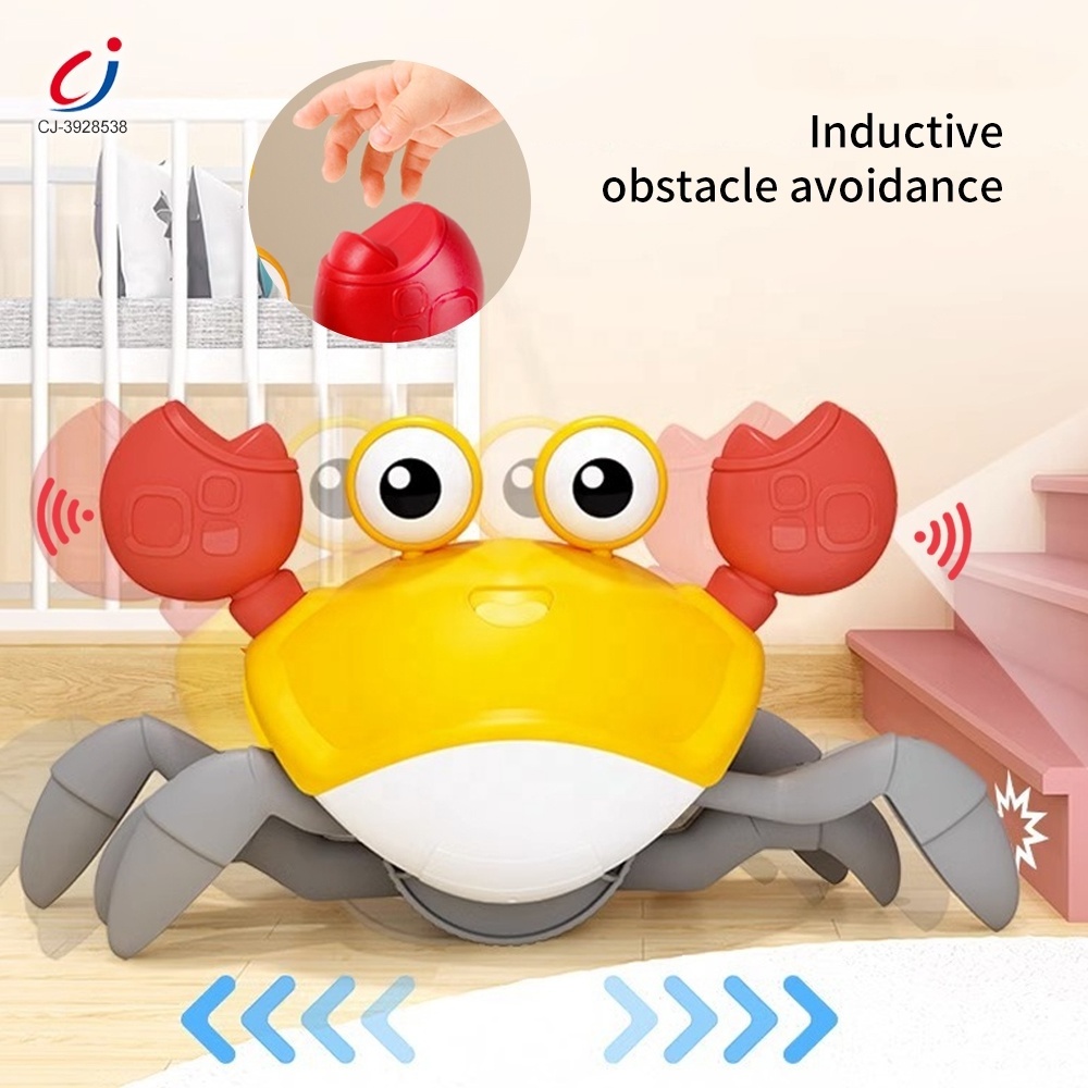 Chengji hot selling baby battery operated musical lighting induction escape electric crawling crab toy for kids