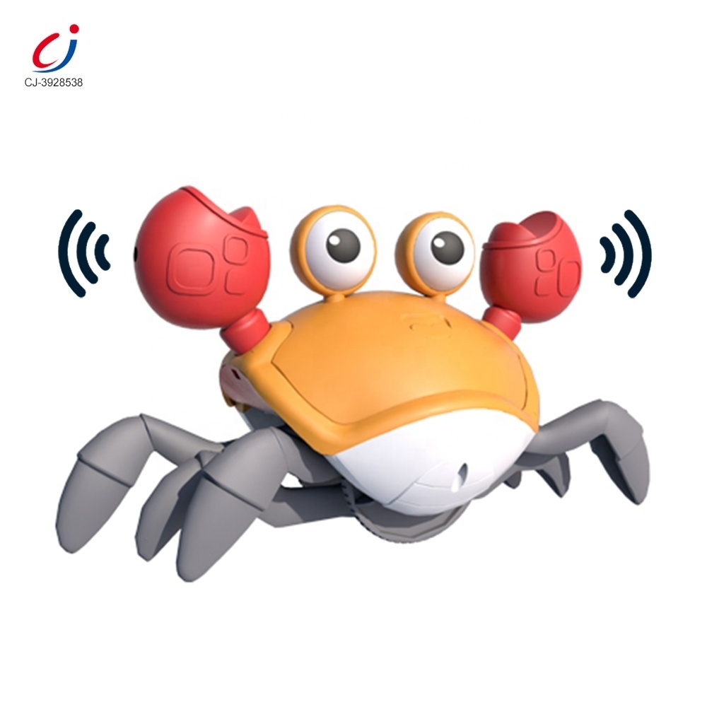 Chengji hot selling baby battery operated musical lighting induction escape electric crawling crab toy for kids