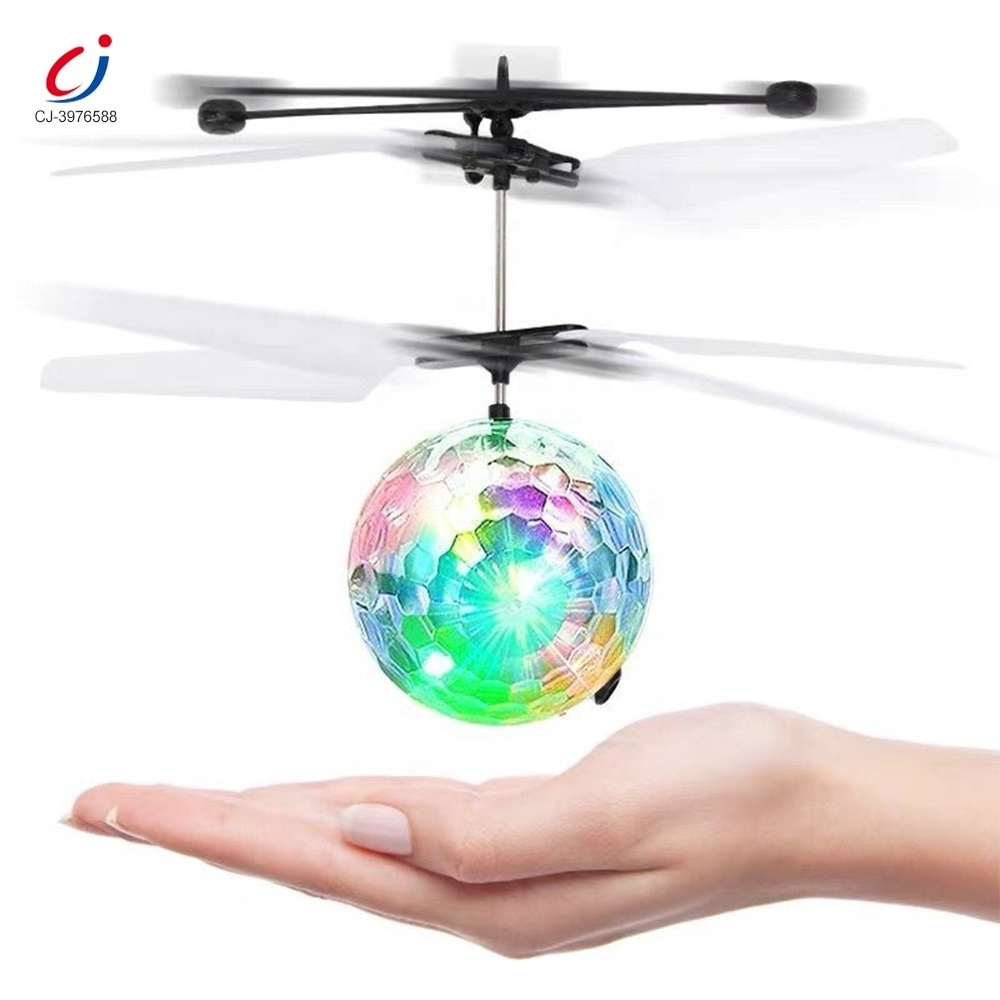 Chengji hand controlled rc helicopter flying ball flashing drone ufo infrared induction flying ball helicopter for kids