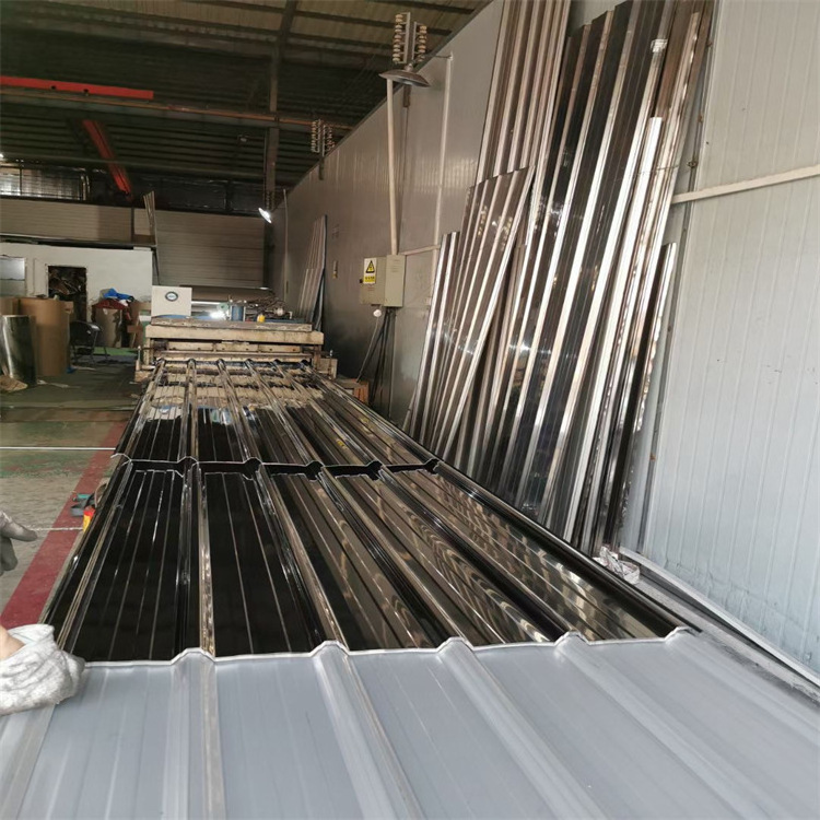 High Strength Metal Building Material Stainless Steel Corrugated Roofing Sheet Heat Insulation Roof Tiles