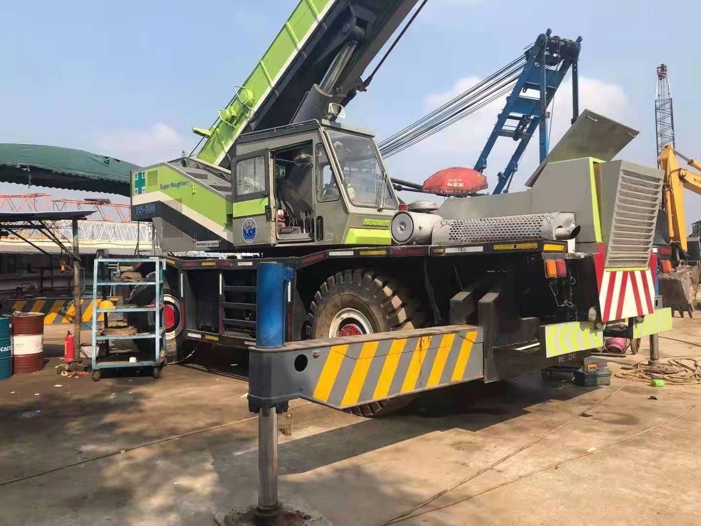 KATO KR-45H rough terrain crane 45t Off-road Crane Kato 45 ton truck crane good condition for sale