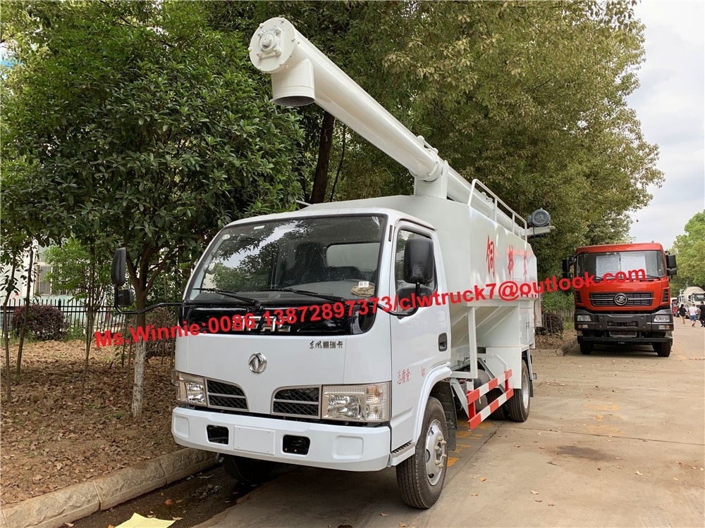 Mini Bulk feed transport trucks for sale/3ton 6m3 aminal bulk feed delivery truck for farm