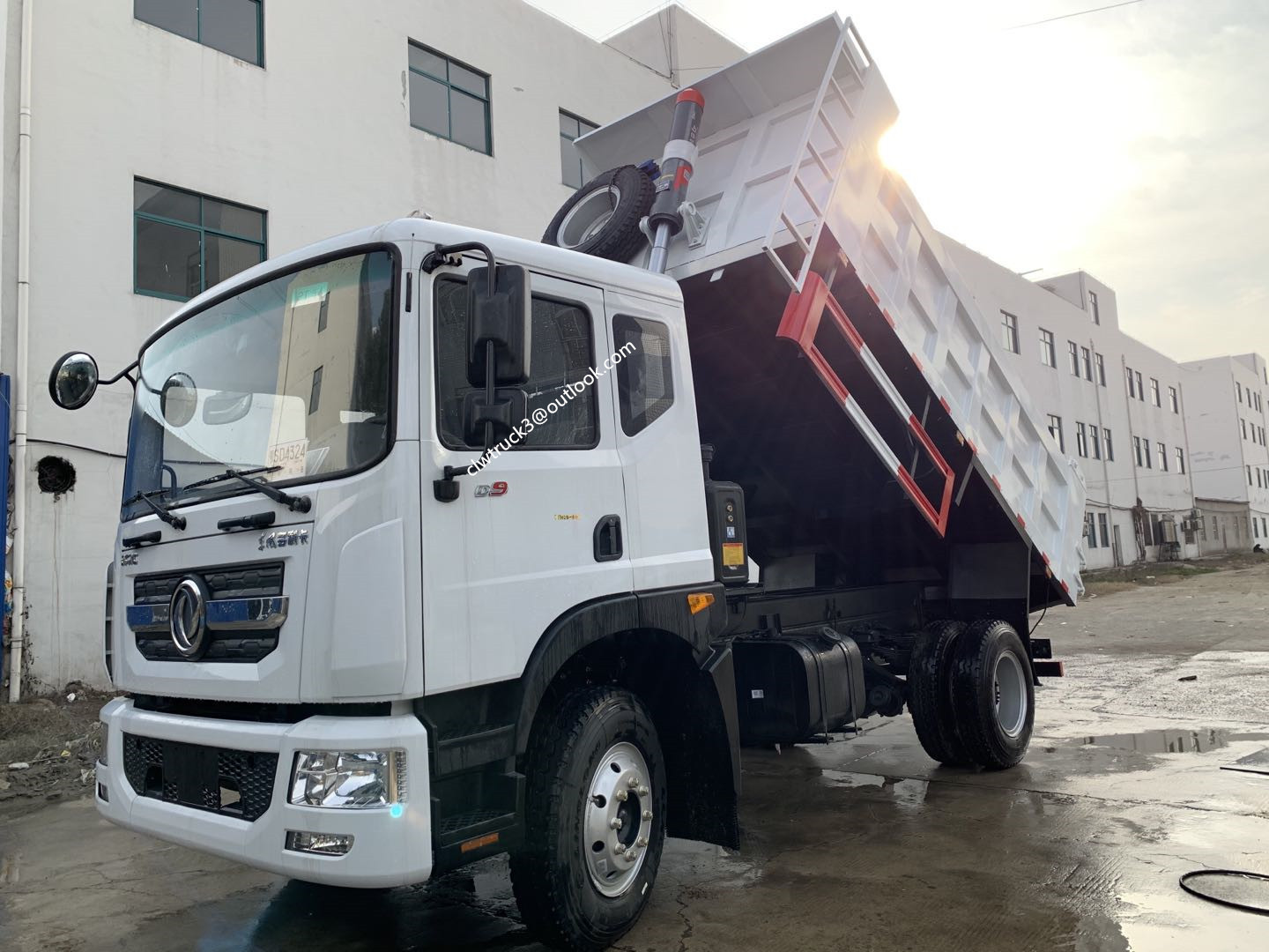 Dongfeng granite dump trucks 15 tons for myanmar