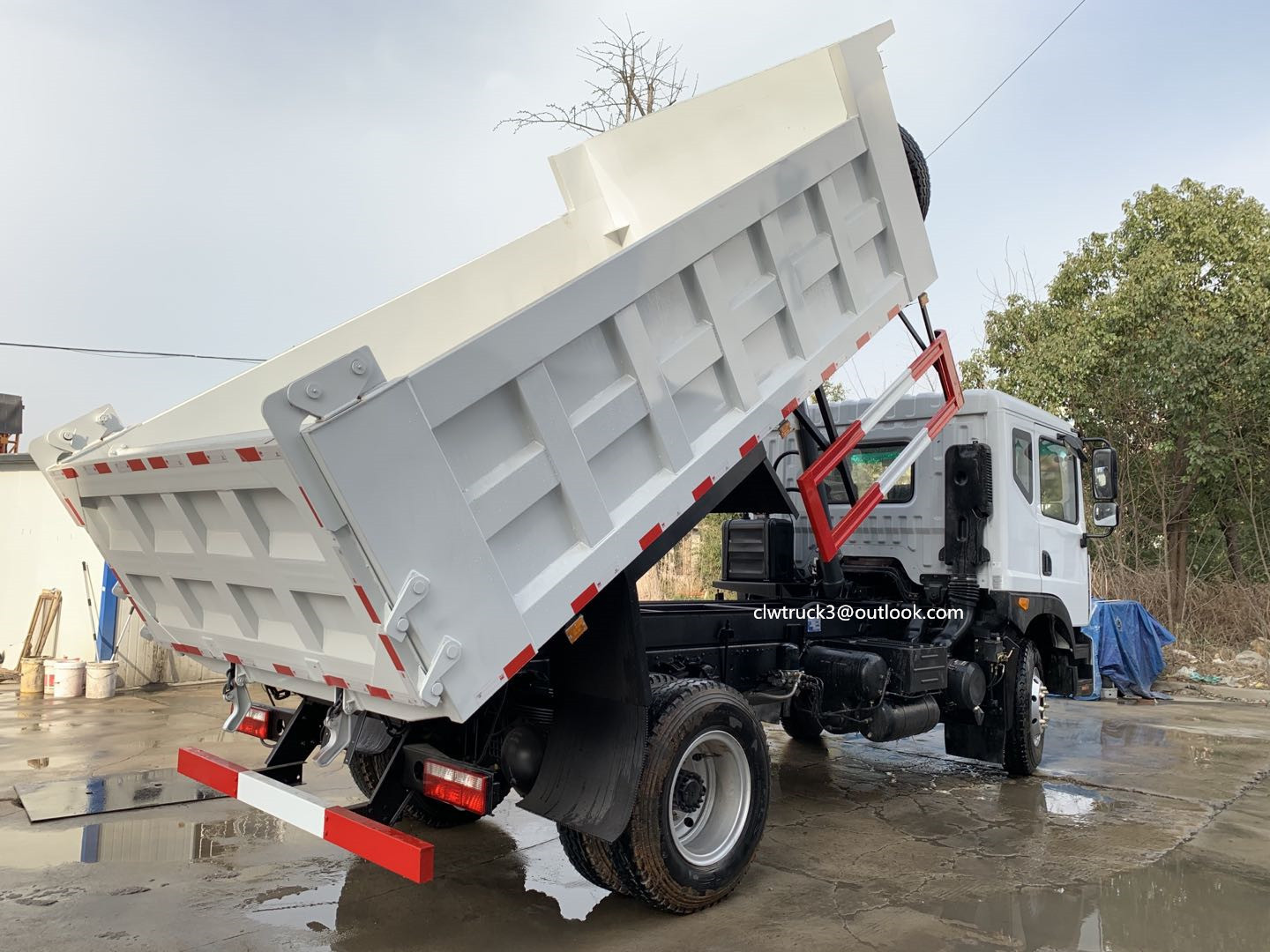 Dongfeng granite dump trucks 15 tons for myanmar