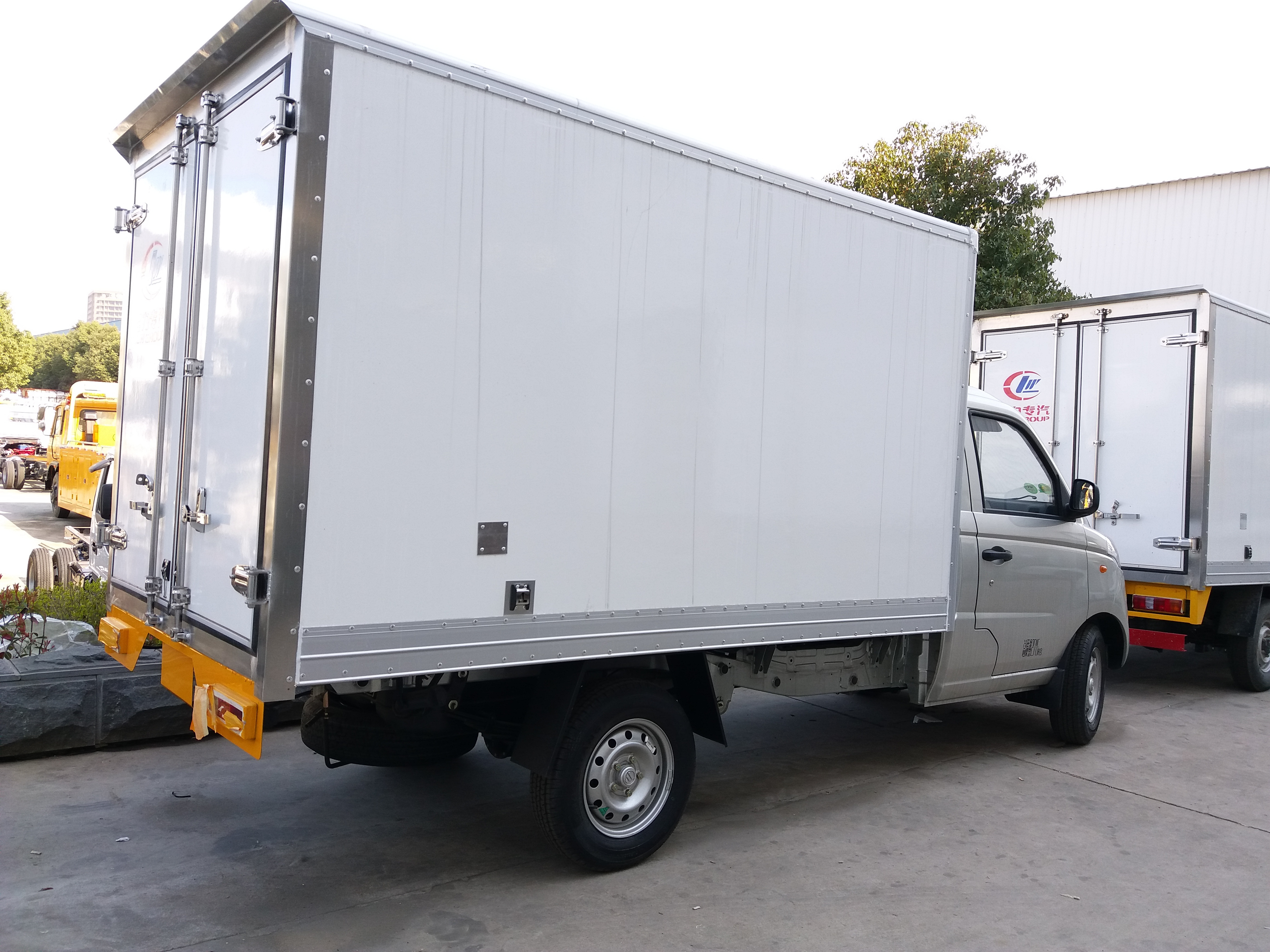 mini dry box for truck/foton truck steering box/gasoline engine 1-2ton delivery van truck