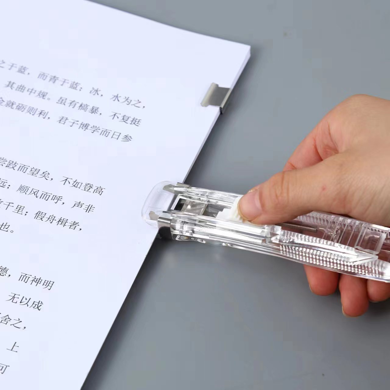 Transparent clip pusher spare supplementary information file sorting student test paper snack sealing binder