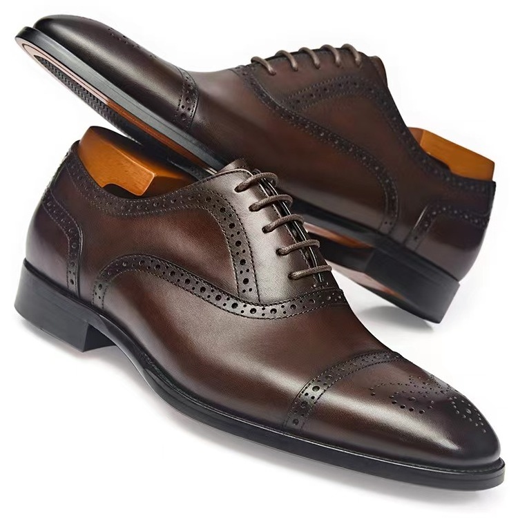 2024 Hot Sale Elegant Luxury Dress Oxford Shoes for Business Men Made from Genuine Italian Cow Leather Lace Closure Style