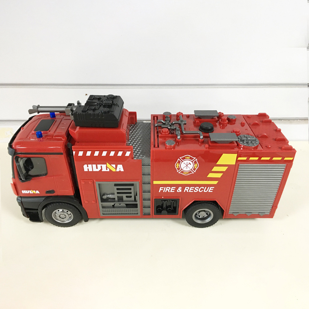 Huina 1562 1/14 Scale Radio Control Toys 22CH Simulation RC Fire Engine Fire Truck With Water Spray