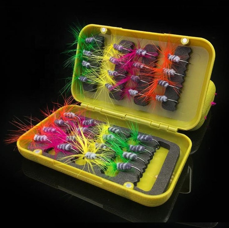 32 pcs/set 30g artificial Insect bait fly fishing colorful feather with tackle box